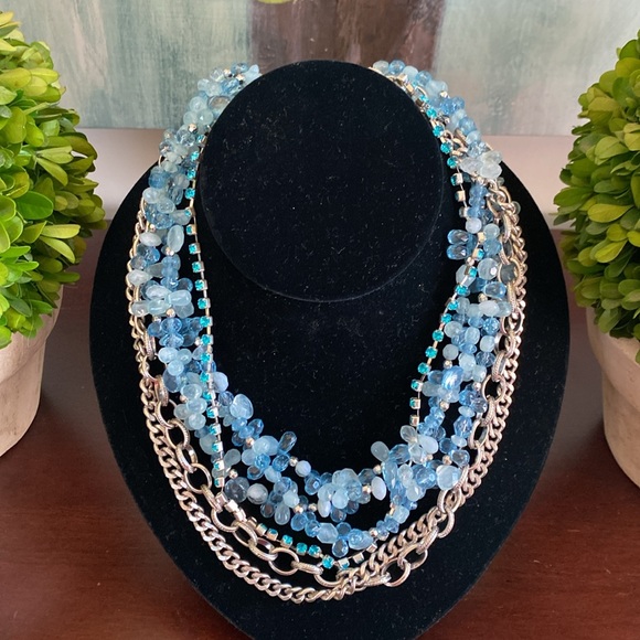 MULTI STRAND BLUE & SILVER-TONE BEADED NECKLACE - FASHION JEWELRY 🌟EUC🌟 - Picture 2 of 10